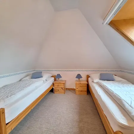 Mansarde Apartment *