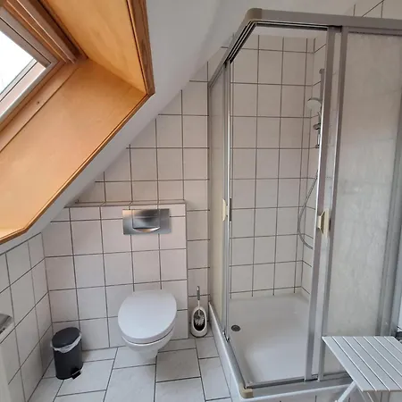 Mansarde Apartment *